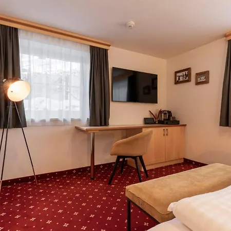 Alpenapart Alexander 4*