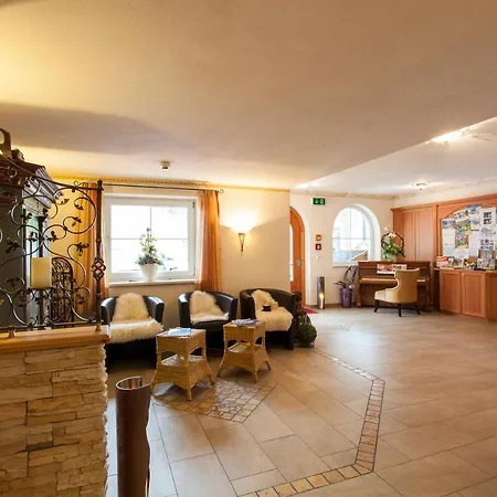 Alpenapart Ehemals Alpenapart Alexander Inklusive Sommer Bergbahnticket Aparthotel 4*