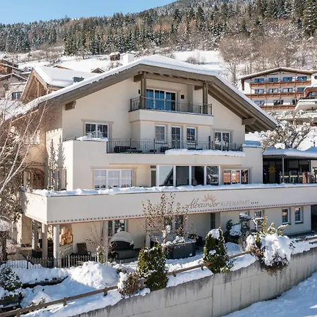 Apartahotel Alpenapart Ehemals Alpenapart Alexander 4*