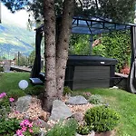 Alpenapart شقة فندقية 4*
